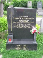 Julius Herrmann Grab