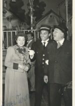 1958 Der Fremdenführer im Raimundtheater – v.l. Mizzi Tesar – Spiro Makri – Emmerich Arleth