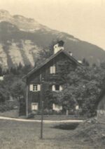1939. Juli – Aus dem Paradiese! im Hintergrund der Loser
